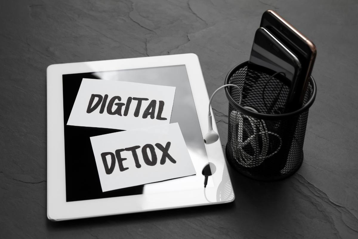 How to Do a Digital Detox